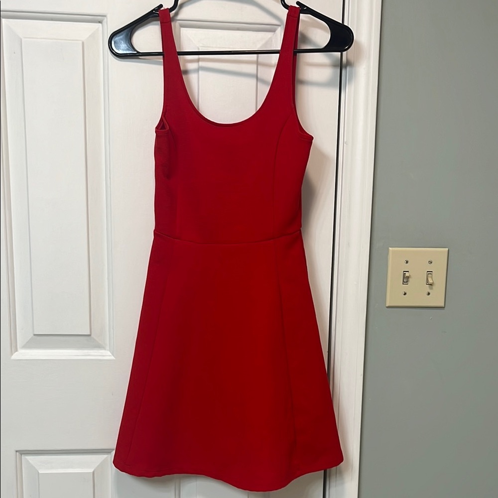 Elegant Red Sleeveless Dress